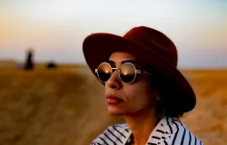 Como escolher �culos de sol com prote��o real para evitar queimaduras na c�rnea