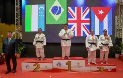 Atletas de S�o Paulo ajudam Brasil a ser campe�o em torneio internacional de jud� para cegos