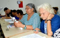 Prefeitura de S�o Paulo lan�a campanha para incentivar jovens e adultos a voltar a estudar