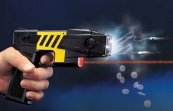 PM usa arma de choque para prender homem que agrediu esposa na frente do filho