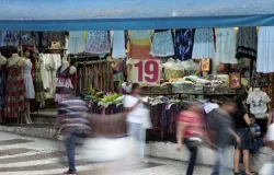Economistas reduzem previs�o da infla��o pela terceira semana seguida, mas ela ainda est� acima da meta