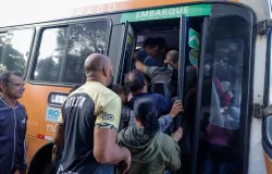 Motoristas de �nibus e empresas do Rio tentam acordo pela quinta vez no TRT