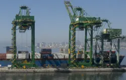 Tarifa dos EUA tem efeito pequeno sobre etanol brasileiro