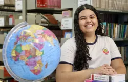 1.248 estudantes da Baixada Santista v�o fazer prova para interc�mbio gr�tis