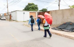 Sa�de orienta moradores de Cuiab� sobre pesquisas do IBGE