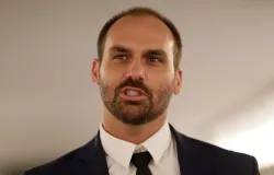 Eduardo Bolsonaro envia v�deo � conven��o do PL e diz que irm�o vai soltar Jair Bolsonaro