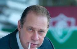 Ator Bruce Gomlevsky vive Nelson Rodrigues em pe�a no Shopping da G�vea