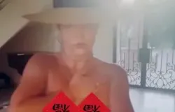 Britney Spears dan�a totalmente nua e choca f�s com v�deos ousados