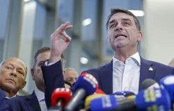 Fl�vio Bolsonaro quer reduzir maioridade penal para agressores de mulheres