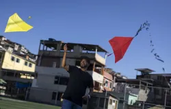 Cria da Zona Norte e semifinalista do Jabuti, G� Coelho defende a favela como produtora de conhecimento