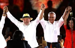 PT confirma candidatura de Lula � reelei��o em conven��o em S�o Paulo