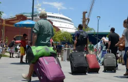 Brasil � o 4� pa�s que mais recebeu turistas estrangeiros, diz OCDE