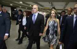 Justi�a de SP rejeita processo contra senador por falas sobre fam�lia de Moraes