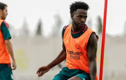 Vini Jr volta a treinar no Real e Arsenal quer contratar o astro
