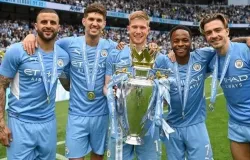 Atacante multicampe�o pelo Manchester City � oferecido ao Vasco