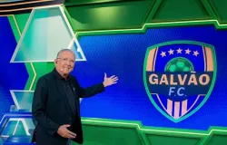 Galv�o Bueno volta ao Galv�o FC ap�s a Copa do Mundo com debate sobre a crise na FIFA