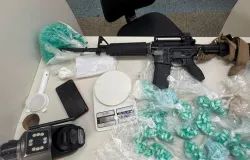 Policiais prendem suspeito com fuzil na Bahia