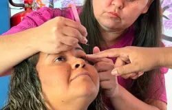 Curso gr�tis de extens�o de c�lios abre inscri��es em Campo Grande
