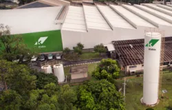 Klabin encerra fase de grandes investimentos e prioriza redu��o de d�vidas e acionistas