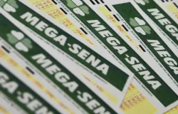 Ningu�m acerta a Mega-Sena e pr�mio sobe para R$ 165 milh�es