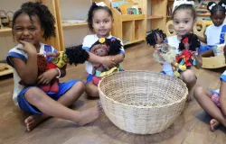 Salvador abre sele��o para bebetecas antirracistas em escolas