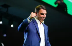 Flavio Bolsonaro ter� mais tempo de TV do que o pai teve nas �ltimas elei��es