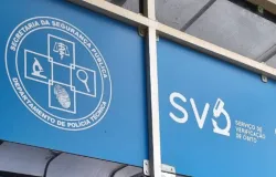 Jovem de 17 anos morre e mulher fica ferida em tiroteio em Salvador