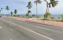Homem morre atropelado por �nibus em Piat�, em Salvador