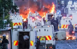 Nova fac��o paramilitar na Irlanda planeja ataque violento para expulsar imigrantes, alertam servi�os de intelig�ncia