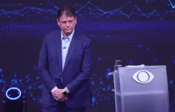 Tarc�sio se destaca no 1� debate e equipe quer mais ataques a Haddad