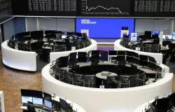 Bolsas da Europa terminam sem rumo certo por causa de d�vidas sobre Ormuz