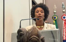 Ministra Rachel Barros explica a��es do Minist�rio da Igualdade Racial para a popula��o negra
