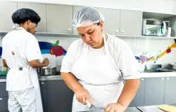Carretas de cursos gratuitos chegam � Grande SP; inscri��es v�o at� ter�a-feira (11)
