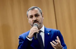 Diretor da PF tira f�rias em meio � expectativa de reuni�o com Mendon�a ap�s tens�o