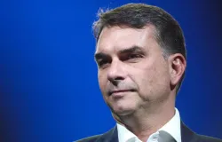 Fl�vio Bolsonaro lidera pesquisa em Mato Grosso