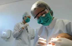 Senado aprova aumento do piso salarial de m�dicos e dentistas para R$ 13.662