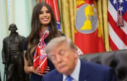 Ex-assessora de Trump pergunta como n�o riram quando ele cochilou em reuni�o
