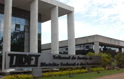 STF manda devolver R$ 490 mil pagos a ju�za por benef�cios irregulares no TJDFT