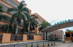 Anvisa pro�be venda de suplementos que escondem rem�dios perigosos