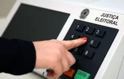 Voto em tr�nsito 2026: prazo para pedido termina nesta quinta, dia 20; saiba como solicitar