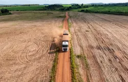 Estrada esburacada faz viagem de 1h30 virar 6 horas em Mato Grosso