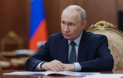 Aliado de Putin diz que R�ssia luta 'guerra santa' e que Gr�-Bretanha ser� 'varrida da Terra'