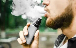 19% dos jovens brasileiros de 16 a 24 anos fumam cigarros ou vapes