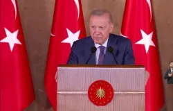 Erdogan afirma que a Turquia vai continuar ajudando vizinhos, mesmo ap�s ataques de Israel