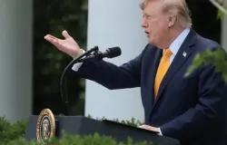 Trump lamenta morte de Dolly Parton: 'O mundo te ama'