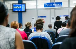 Fila de espera do INSS cai para 1,2 milh�o de requerimentos