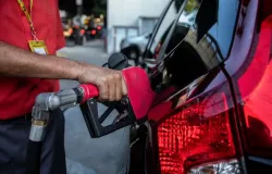 Governo prorroga subs�dio para gasolina at� 9 de setembro