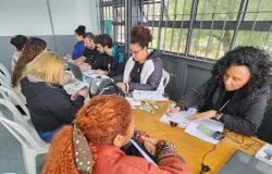 Candidatos a vagas de emprego t�m 1 mil oportunidades em feir�es no norte de SP