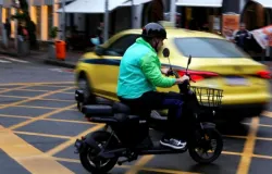 Novas regras para bicicletas el�tricas e patinetes no Rio: o que muda a partir de domingo