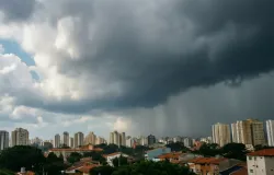 Calor de 38�C e frente fria: saiba como fica o tempo no fim de agosto